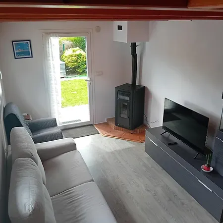 Maison Mitoyenne Avec Jardin, Piscine Et Tennis Entre Corniche Et Plage A - Fr-1-239-1034 *